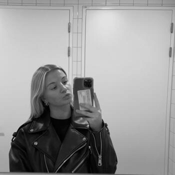 Oppas in Leiderdorp: Aina