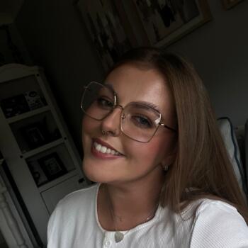 Babysitter in Navan: Chloe