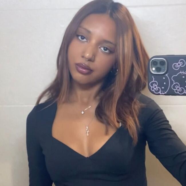 Babysitter em Portimão: Júlia