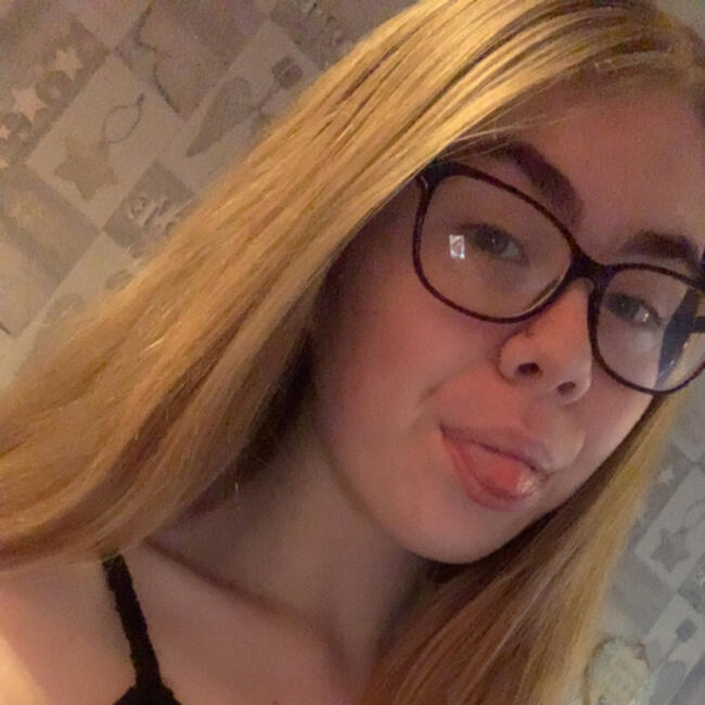 Babysitter in Wolverhampton: Leah