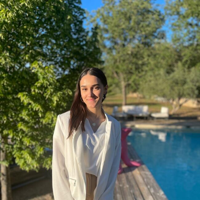 Babysitter in Saint-Laurent-du-Var: Lauriane