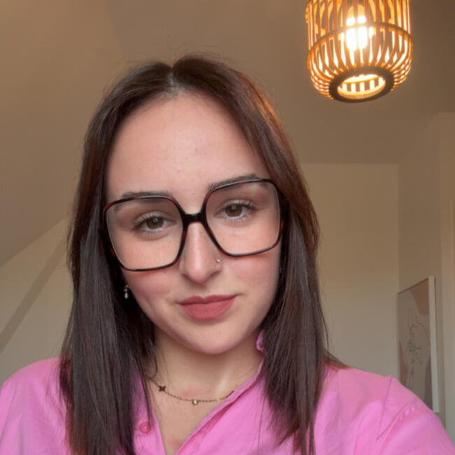 Babysitter in Saint-Alban (Bretagne): Swane