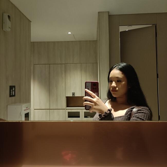 位于新加坡的临时保姆: Putri sharleez