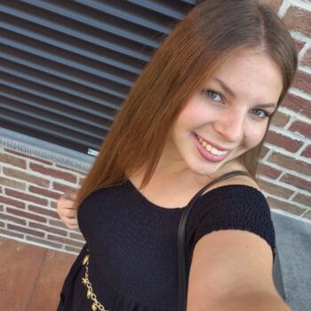 Babysitter Sambreville: Laura