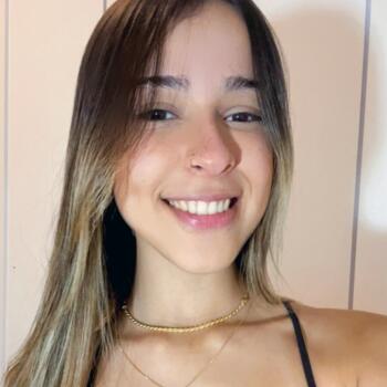 Babysitter Viçosa: Laysa