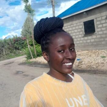 Babysitter in Kajiado: Caroline