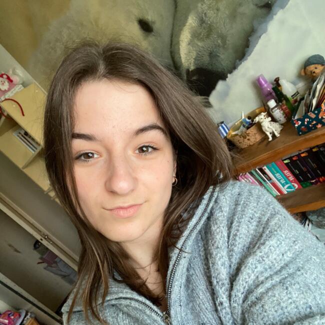 Babysitter in Avignon: Chloé