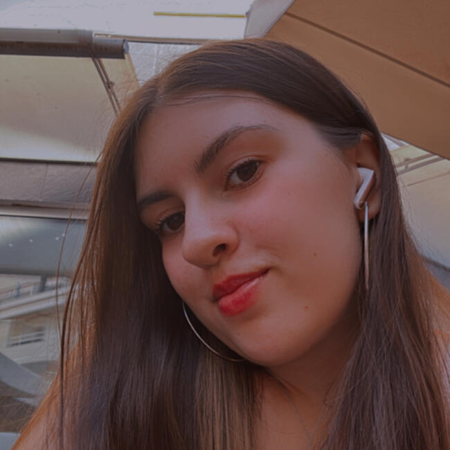 Babysitter in Loures: Cíntia