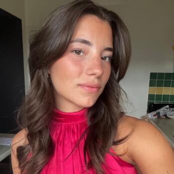 Baby-sitter Saint-Pryvé-Saint-Mesmin: Eleonore