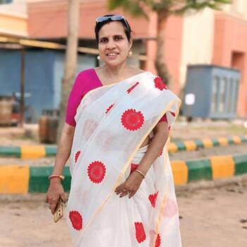 Rajpur Sonarpur में बेबीसिटर: Shilpi Chatterjee Dam