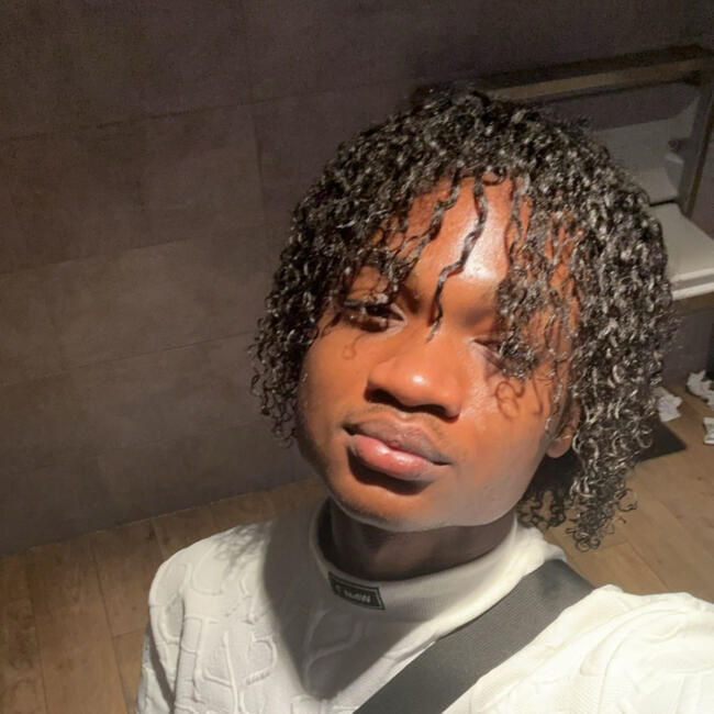 Babysitter a Küsnacht: Qian