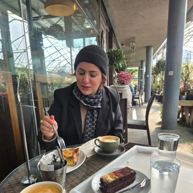 Babysitter in Cork: Amira