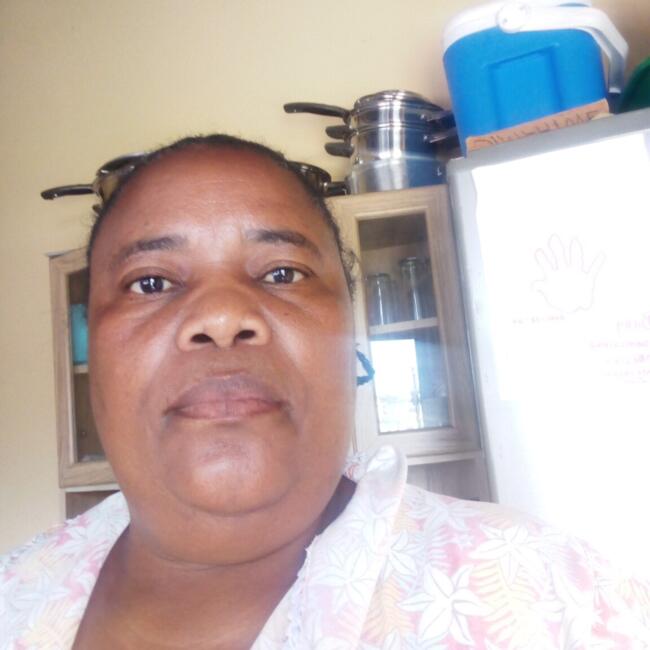 Babysitting job in Sundumbili: Hlomphile