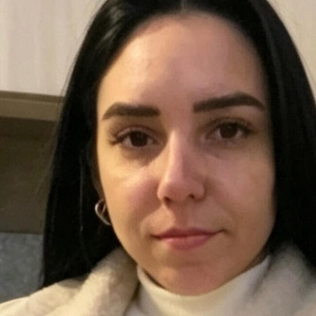 Babysitter in Brownsville: Yanisleydis