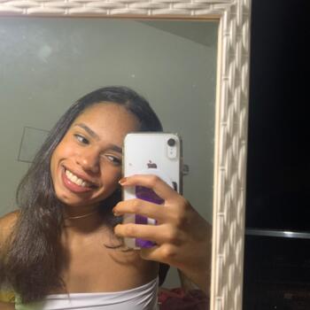 Babá em Montes Claros: Ana