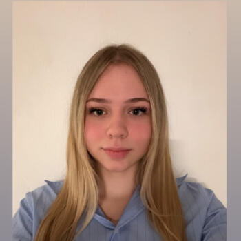 Baby-sitter in Thônex: Daria