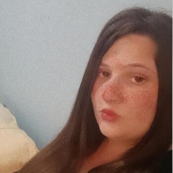 Babysitter in Joinville: Viviane