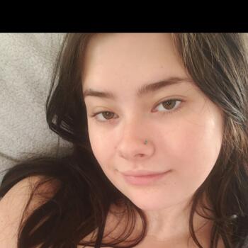 Babysitter in St. Catharines: Madeline