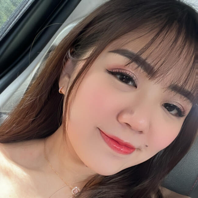 Babysitter in Singapore: Priscilla