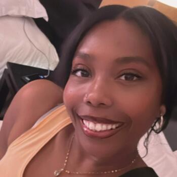 Babysitter in Mitcham: Caroline