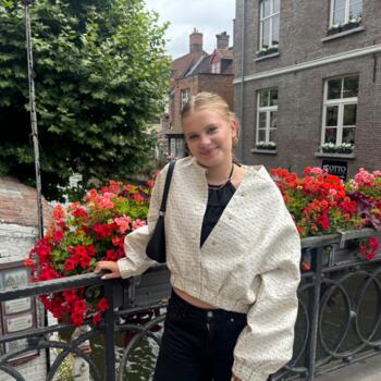Babysitter in De Meern: Nienke