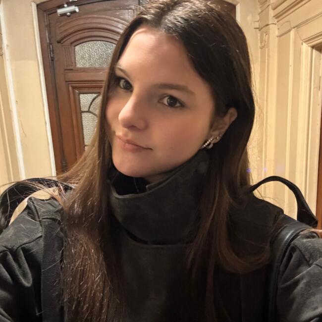 Babysitter in Colombes: Melissa