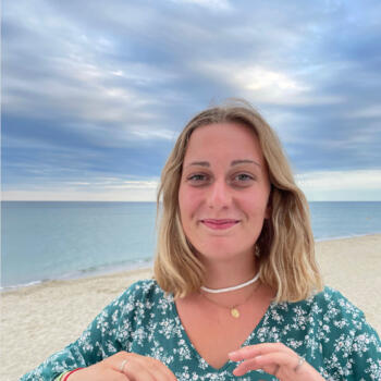 Babysitter Tramoyes: Océane