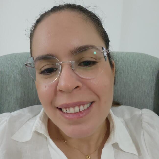 Babysitting job in Campina Grande: Larissa