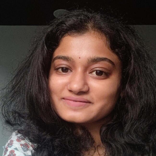 Babysitter in Pune: Pooja