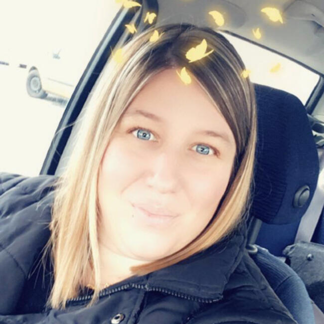 Babysitter in St. Louis: Melanie