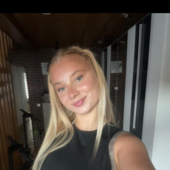 Babysitter in Werl: Angelie