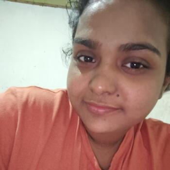 Babysitter in Colombo: Sulochana