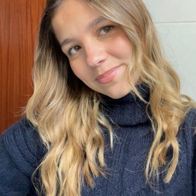 Babysitter in Coimbra: Iara