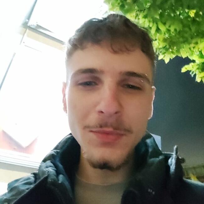 Babysitter στην περιοχή Άγιος Παύλος: Ioannis