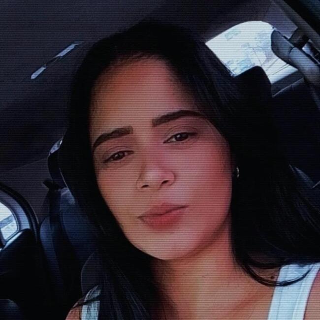 Babysitter in Recife: Mayara