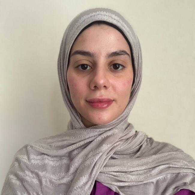 Babysitter a Birmingham: Emna