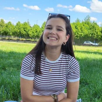 Babysitter in Meudon: May-Line
