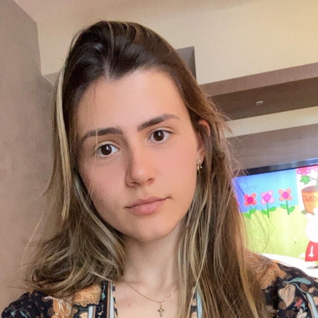 Babá em Divinópolis: Ana Clara