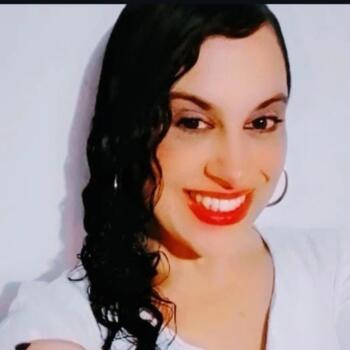 Babysitter in Caxias do Sul: Carina