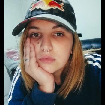 Babysitter in Adrogué: Veronica Ariana