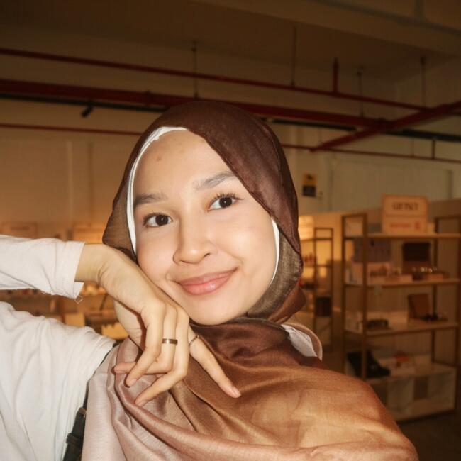 Babysitter in Singapore: Nabilah