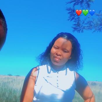 Babysitter in Benoni: Precious Nkosingiphile