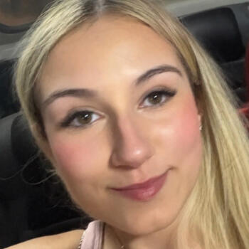 Babysitter Conegliano: Mora Valentina Baleriano