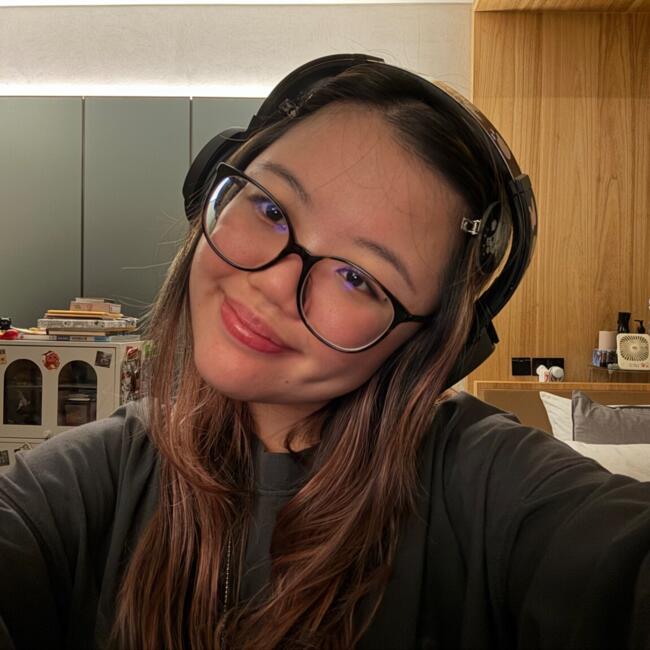 Babysitter in Singapore: Tiffani