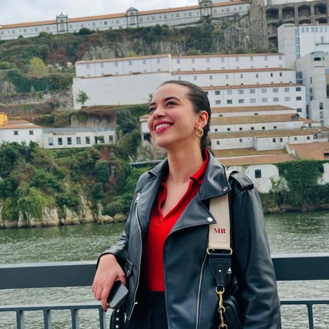 Babysitter em Vila Nova de Gaia: Meriam