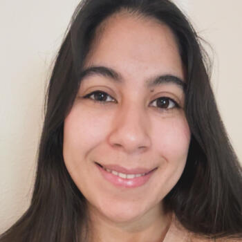 Babysitter in Dallas: Noelia
