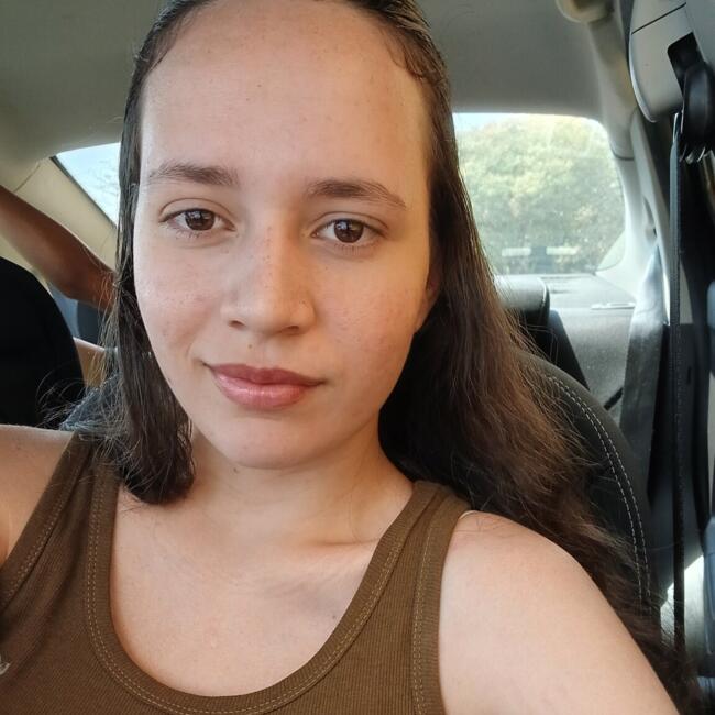 Babysitter in Pirassununga: Elany