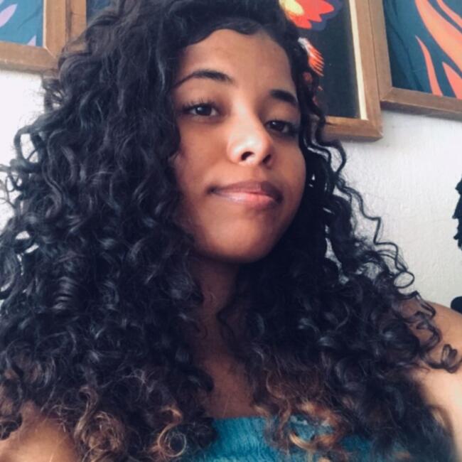 Babá em Barra dos Coqueiros: Luciana