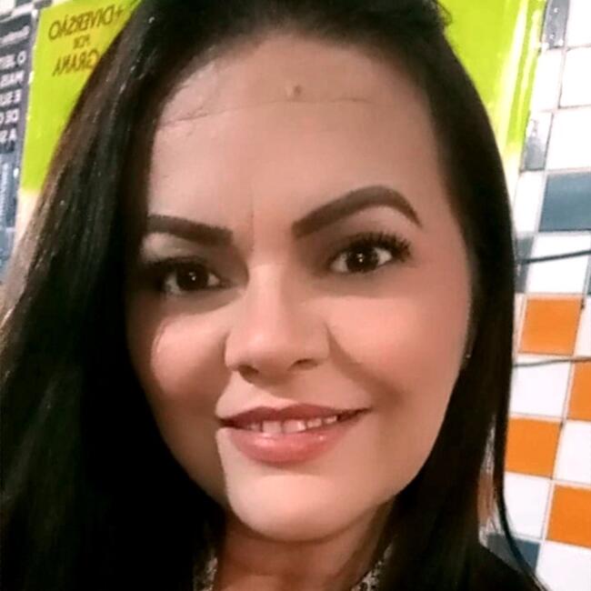 Babysitter in Alfenas: Maria