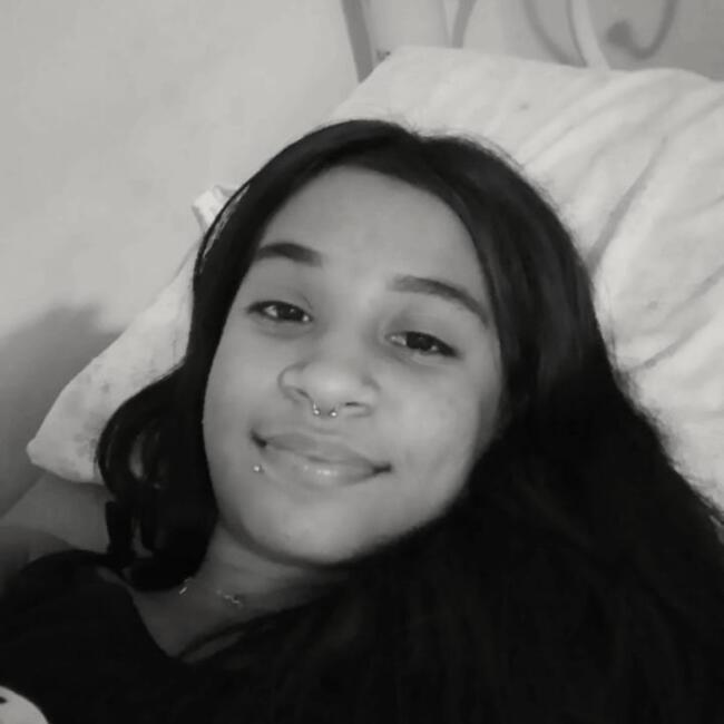 Babysitter in Maricá: Julia